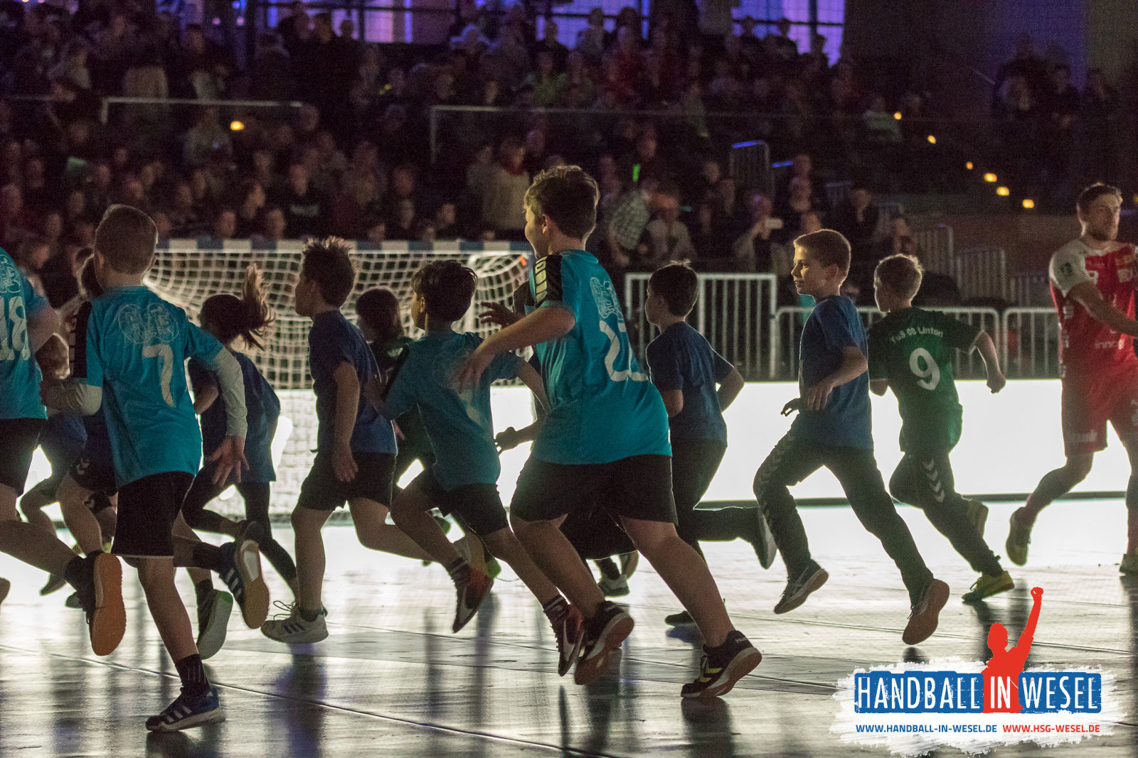 HC Rhein Vikings - TuSEM Essen 32:29 (17:14) / 2.Liga / DKB Hand